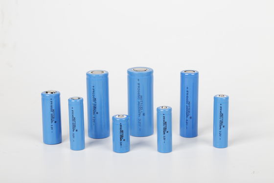 چرخه عمیق خورشیدی لی یون 18650 باتری 3.7V شارژ مجدد LFP Lifepo4 Cell انرژی خورشیدی