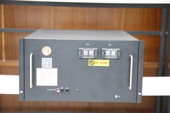 سیستم های ذخیره سازی انرژی هوشمند ESS 400V برای استفاده بهینه از انرژی